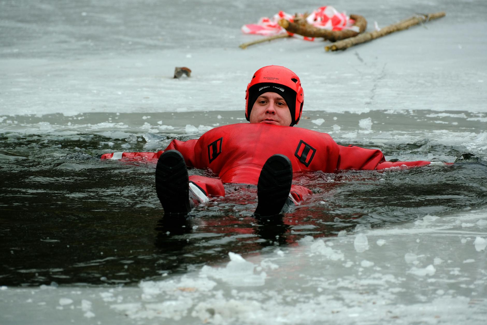 Cold Water Surfing Safety: Avoiding Hypothermia